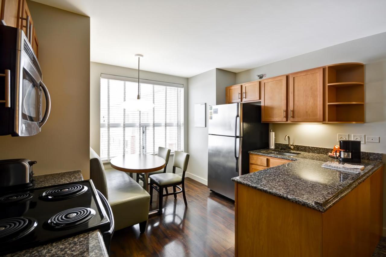 Hyatt House Naperville/Warrenville エクステリア 写真