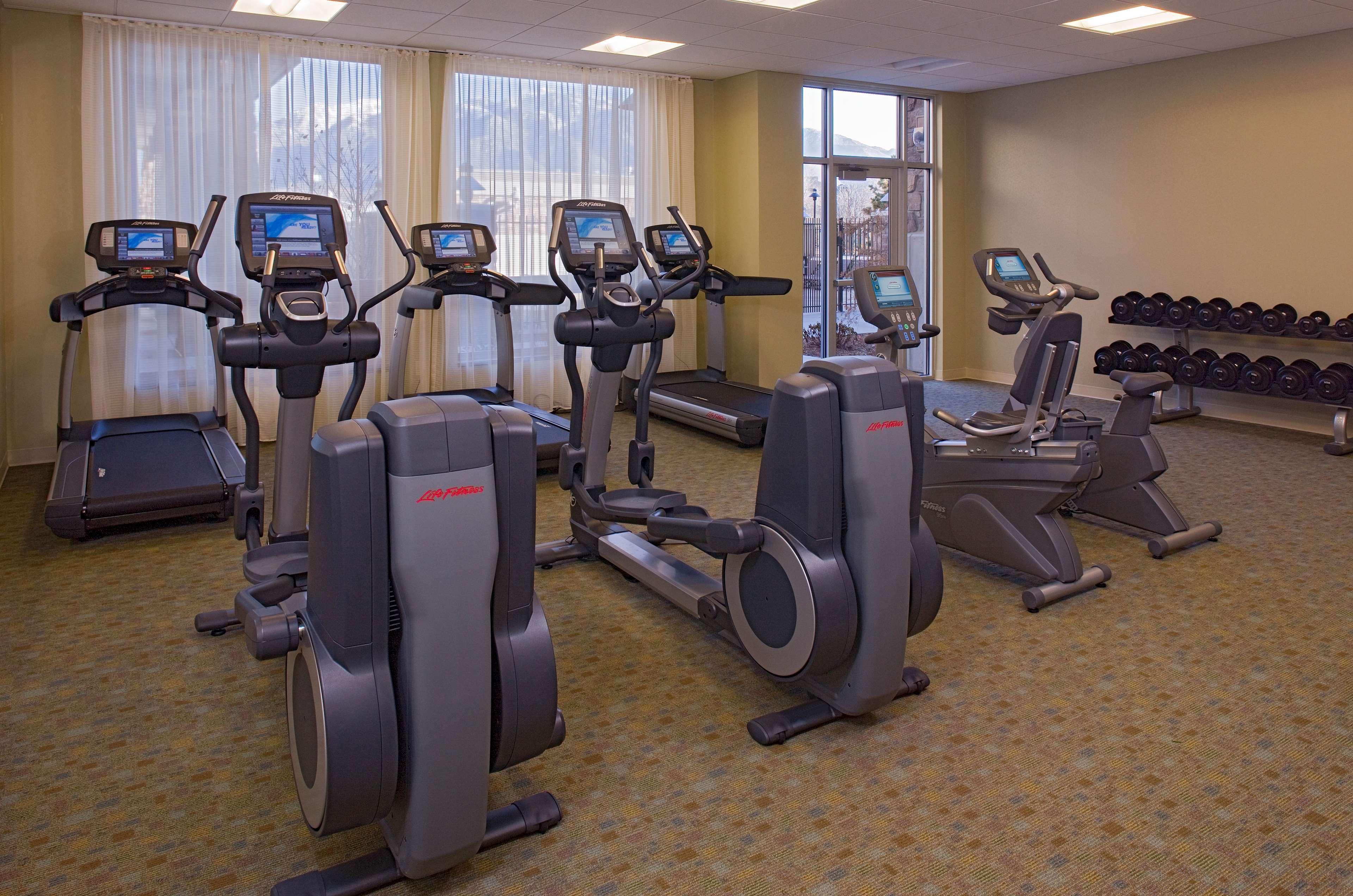 Hyatt House Naperville/Warrenville エクステリア 写真